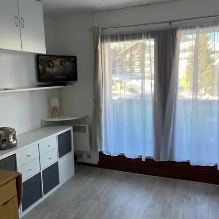 Combettes Apartment